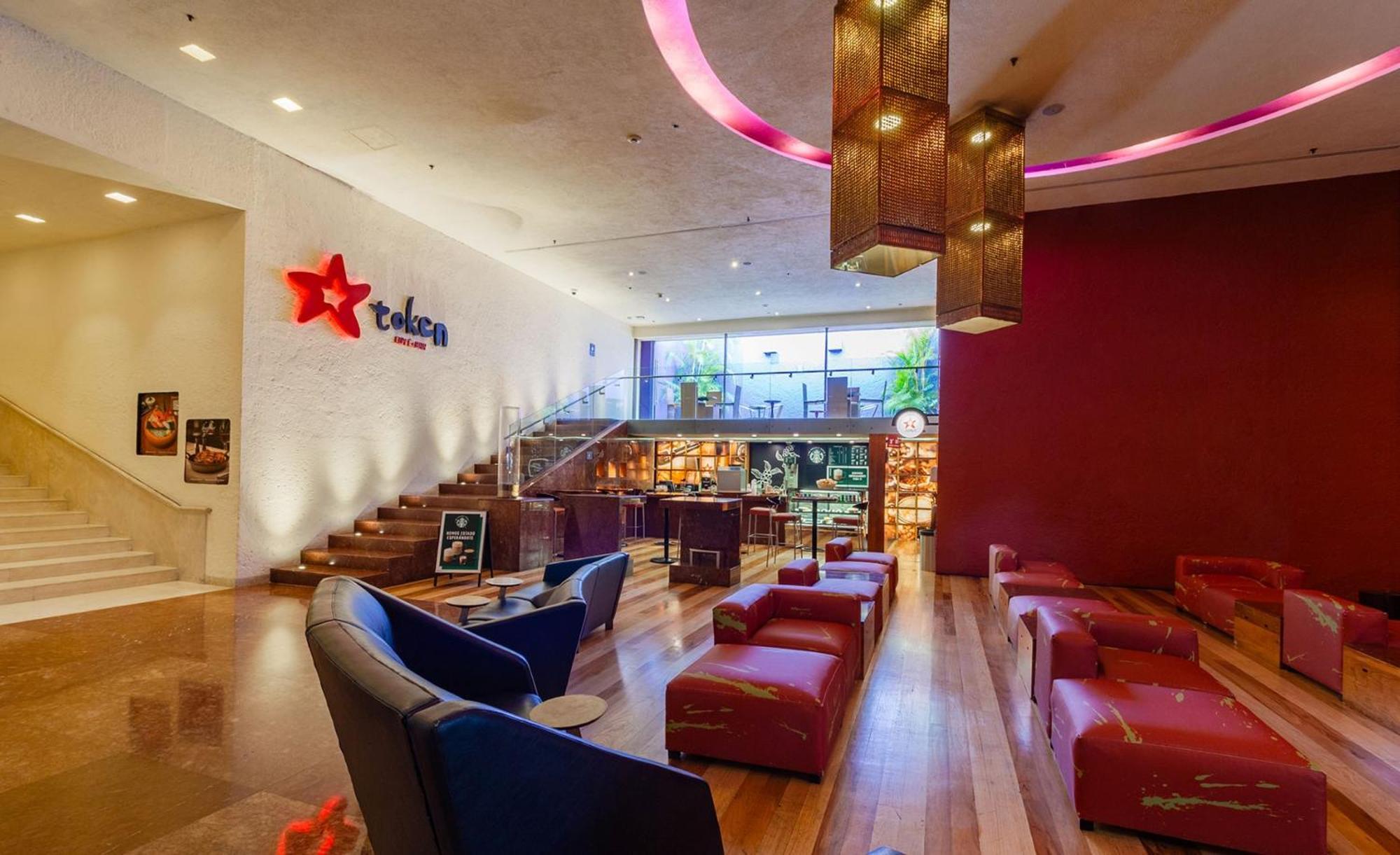 Hotel Camino Real Polanco Mexico Esterno foto Interior of a typical Virgin Money lounge