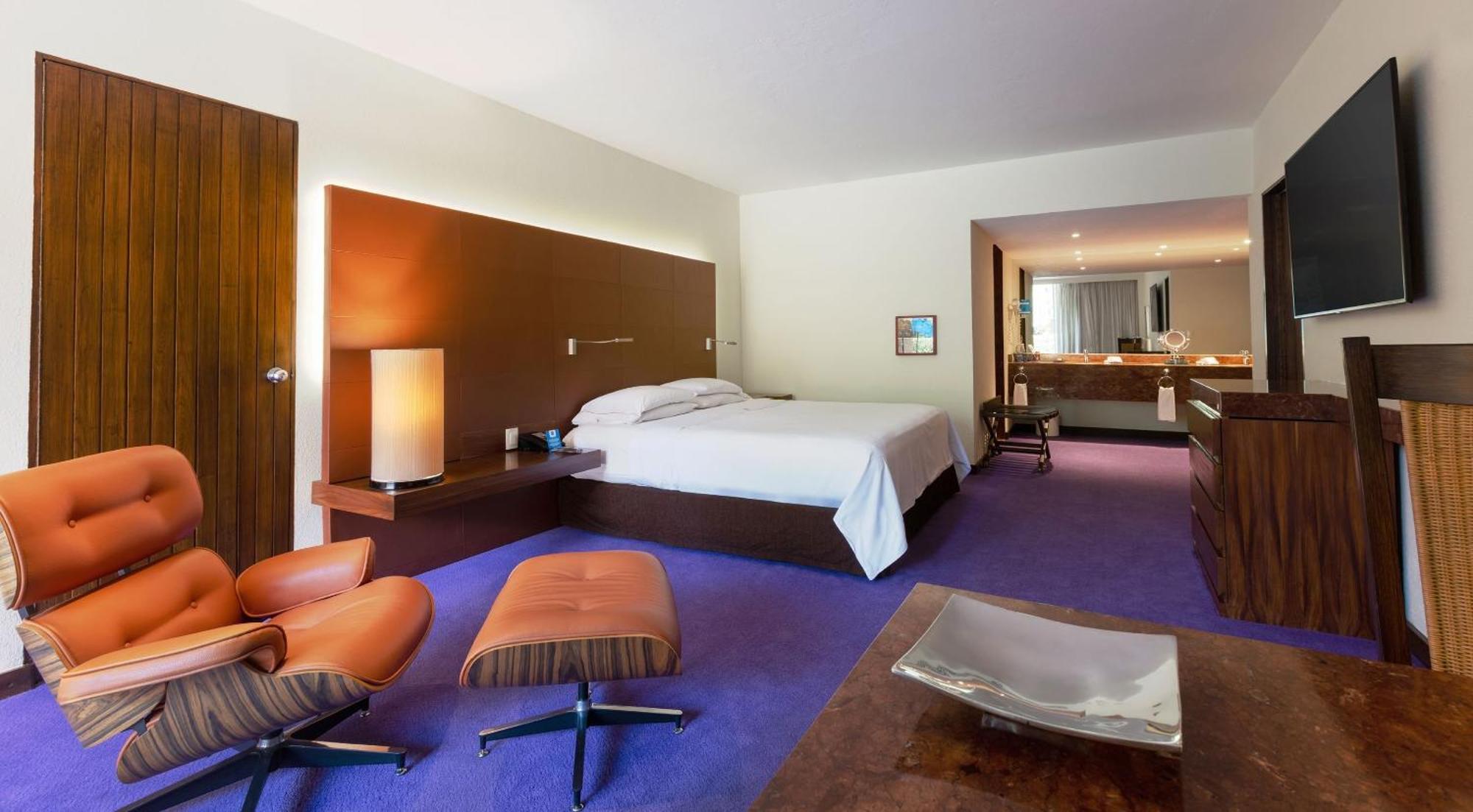 Hotel Camino Real Polanco Mexico Esterno foto A suite at the hotel